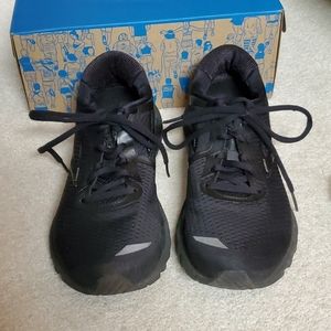 Brooks women's athletic 👟